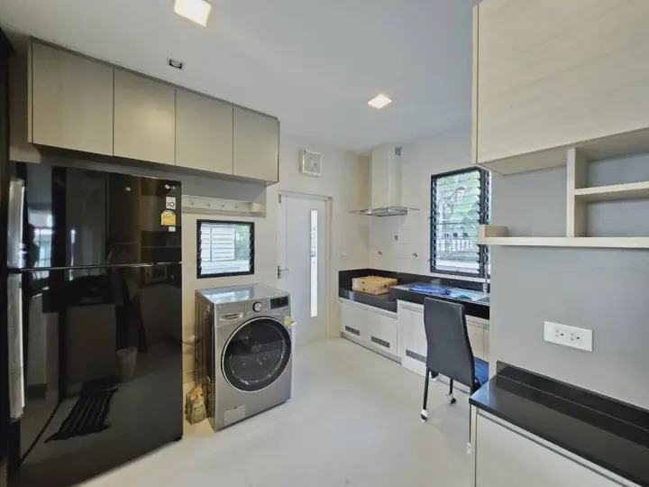 Property photos for Manthana Onnut - Wongwaen 4