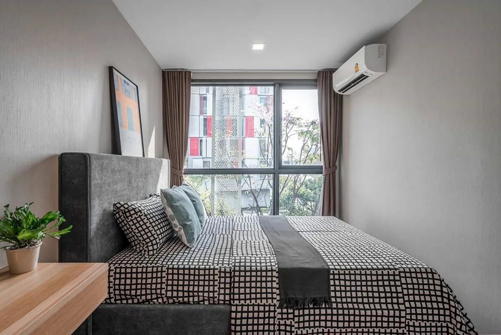 Property photos for Taka Haus Ekamai 12
