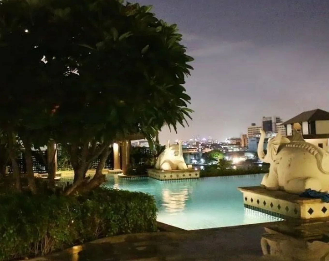 Property photos for Baan Sathorn Chaopraya