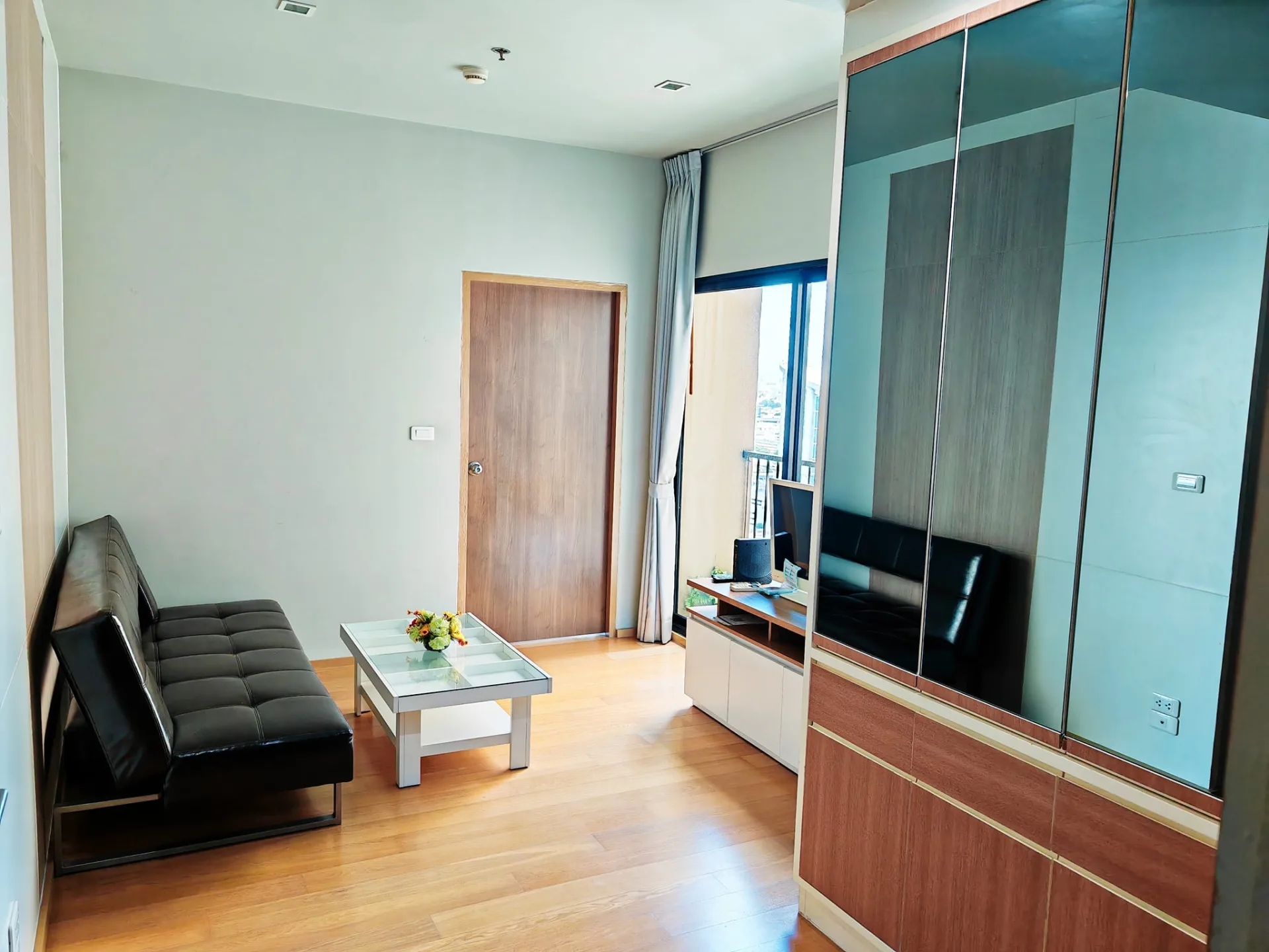 Property photos for Noble Revent