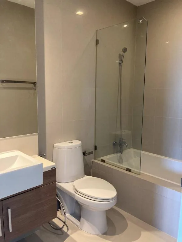 Property photos for Noble Reveal