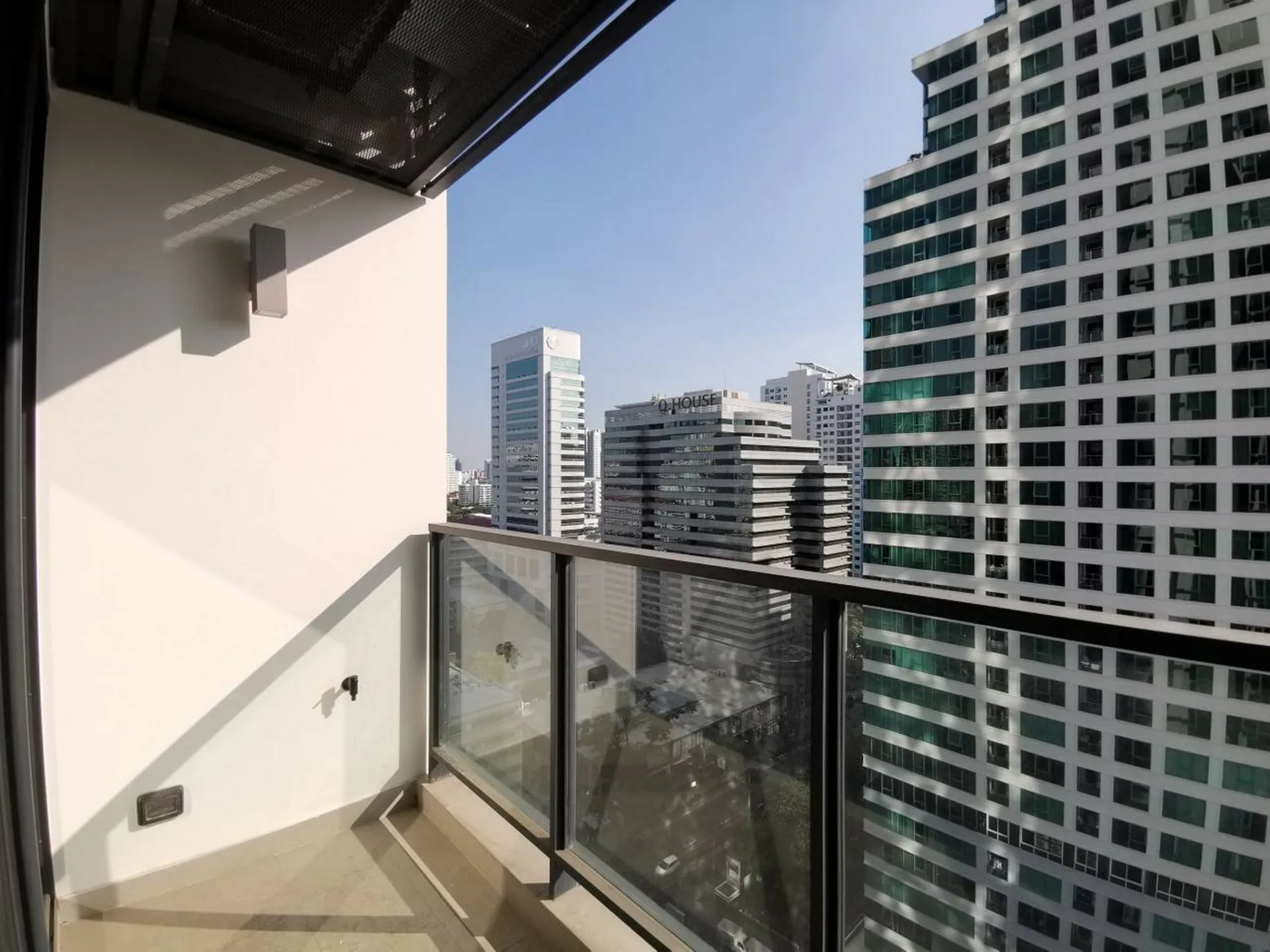 Property photos for The Lofts Asoke