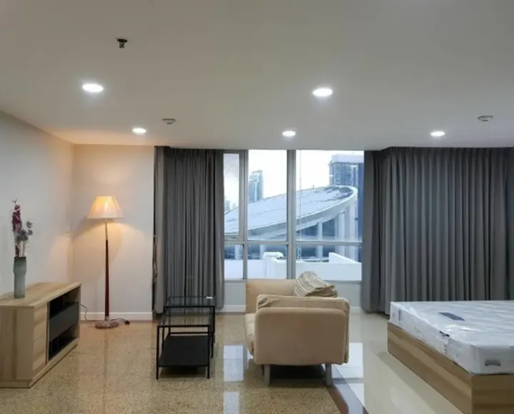 Property photos for Noble House Phayathai