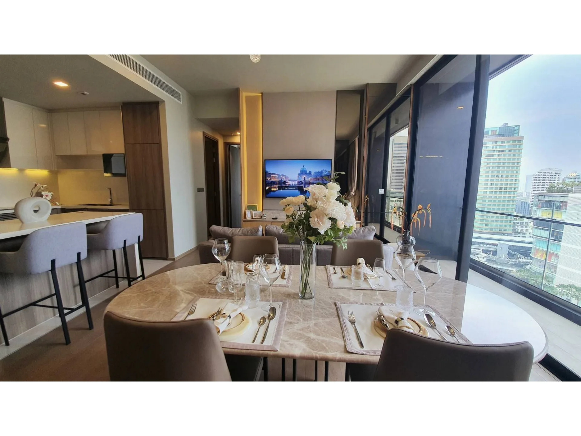 Property photos for Celes Asoke