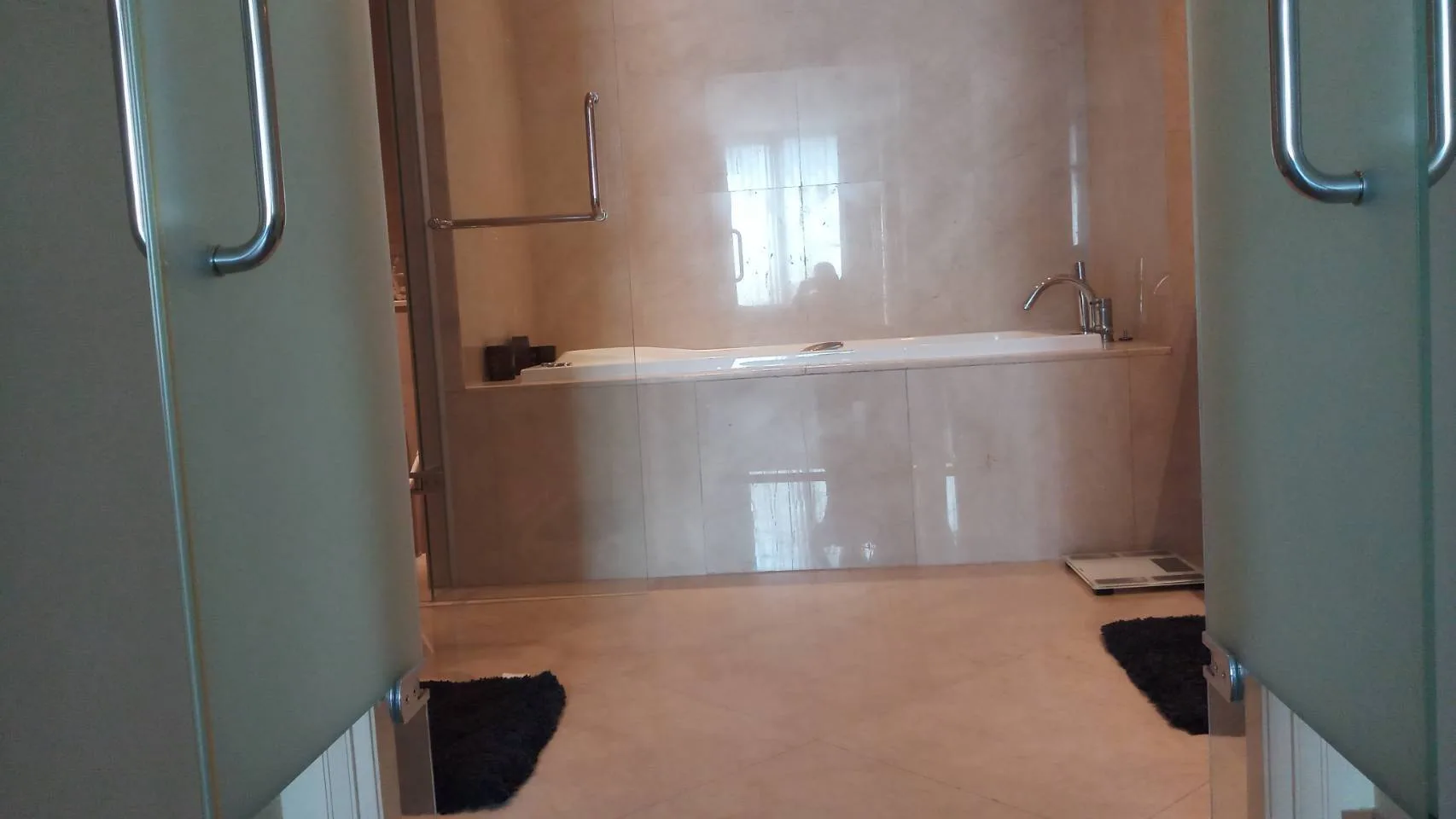 Property photos for Sky Villas Sathorn
