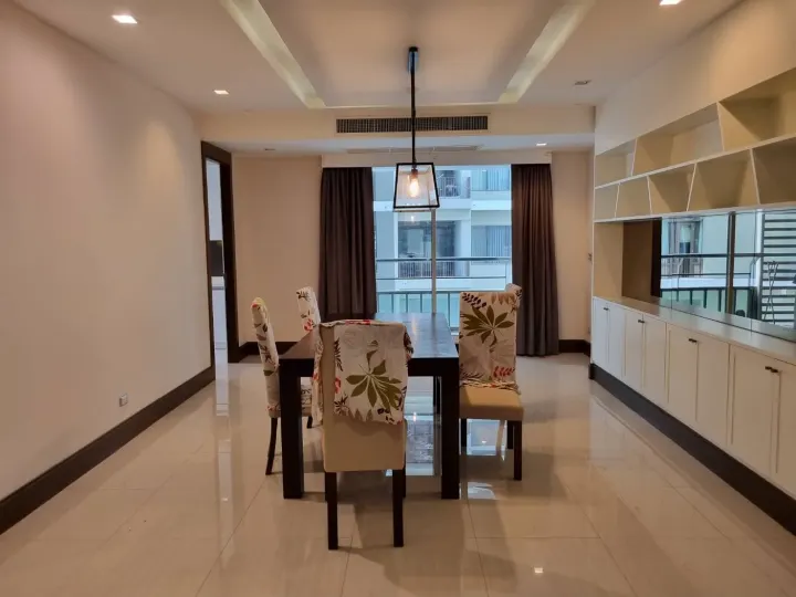 Property photos for Ideal 24