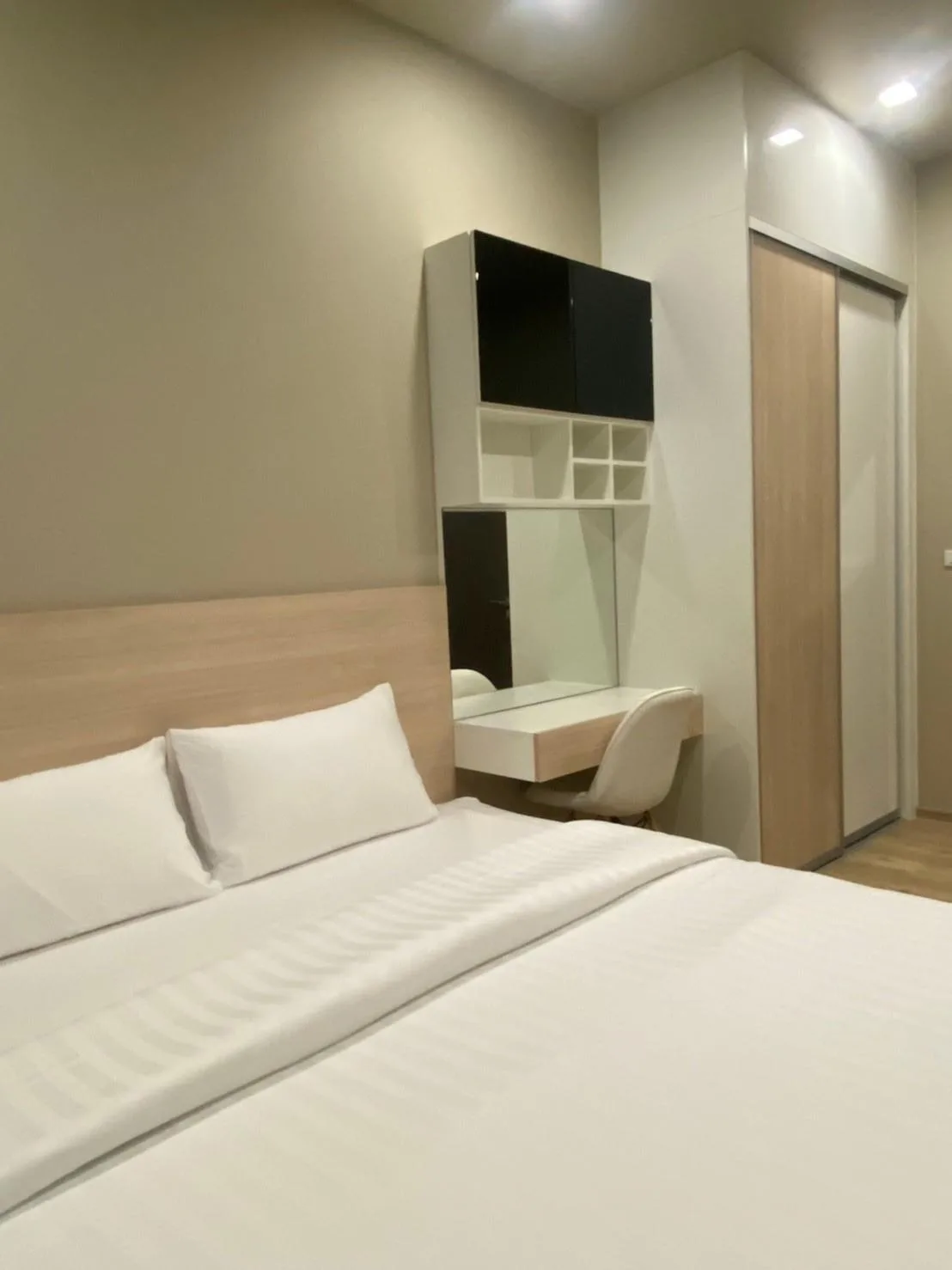 Property photos for Quartz Residence