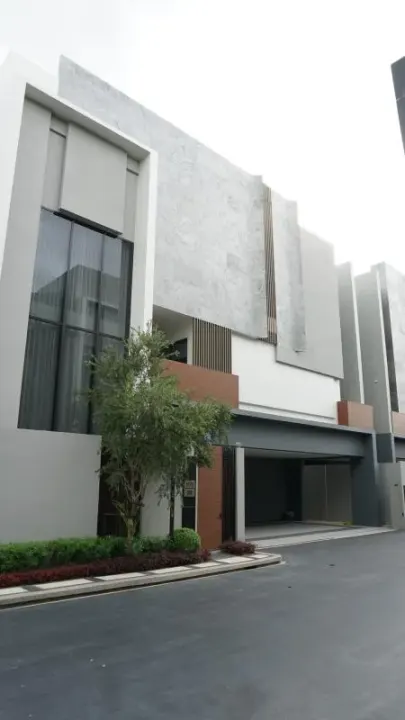 Property photos for Bugaan Krungthep Kreetha