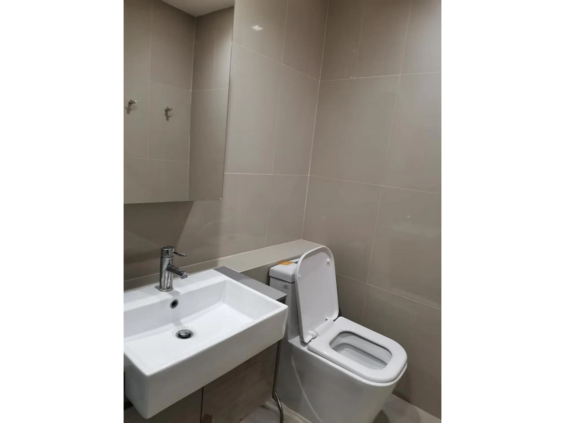 Property photos for Quinn Condo Ratchada