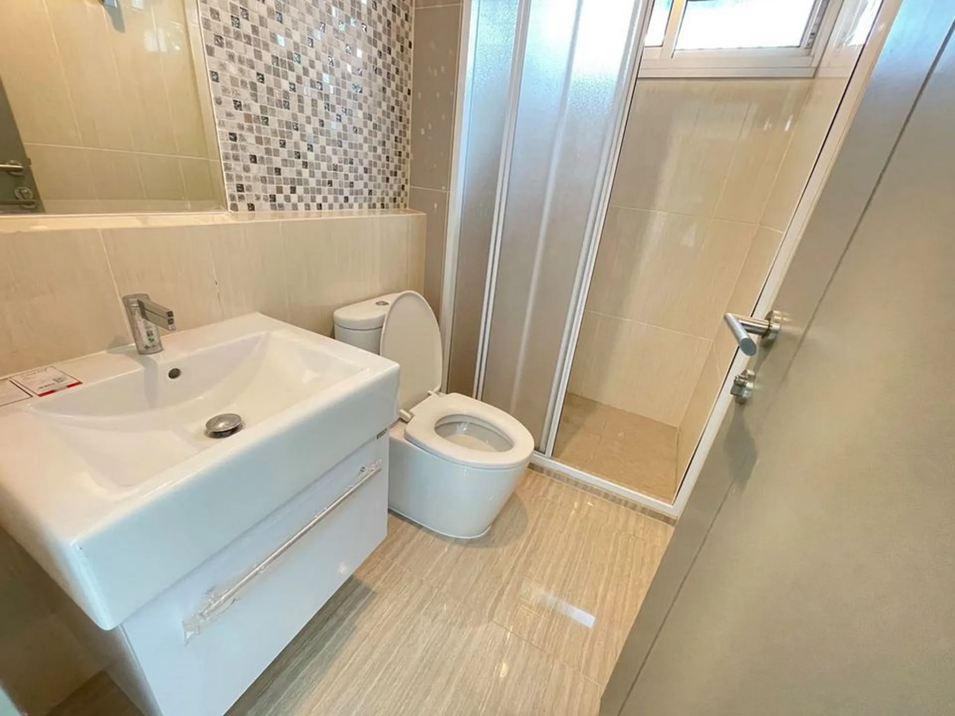 Property photos for Life Ratchadapisek