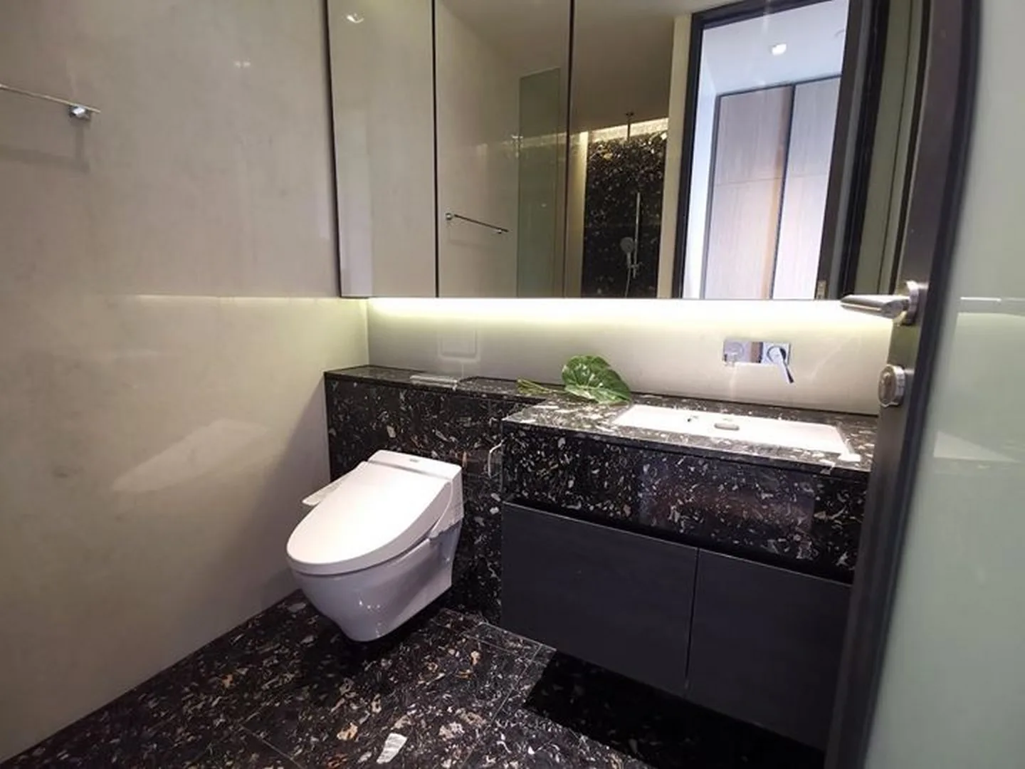 Property photos for BEATNIQ Sukhumvit 32