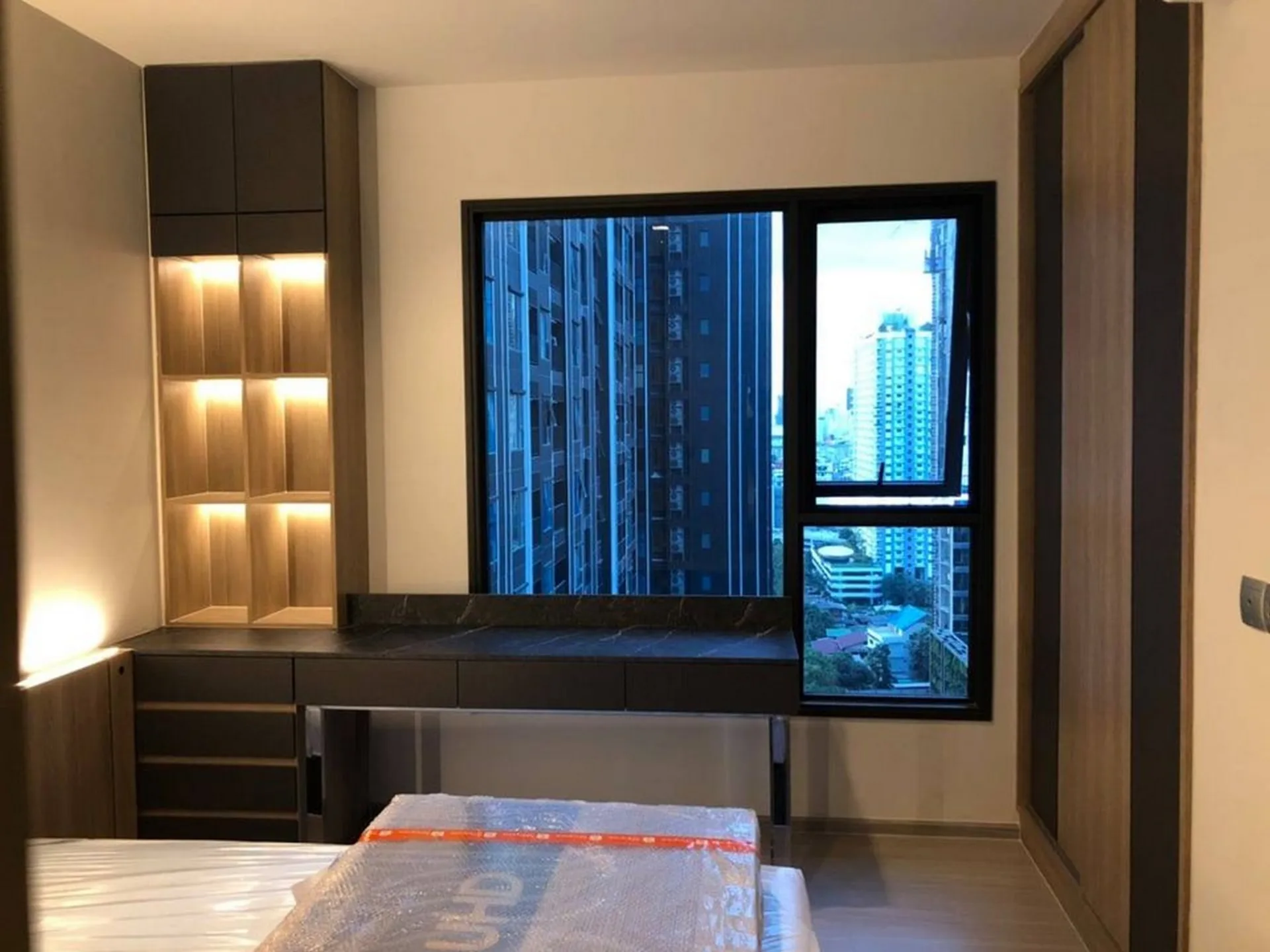 Property photos for LIFE Asoke - Rama 9