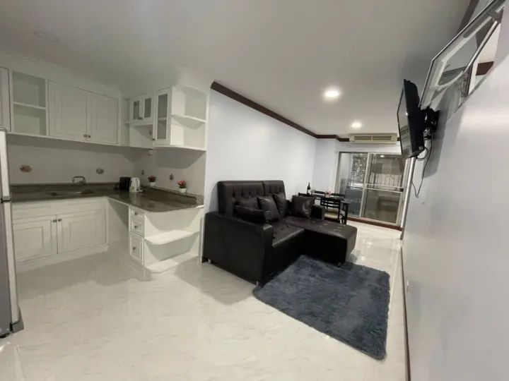 Property photos for 15 Suite