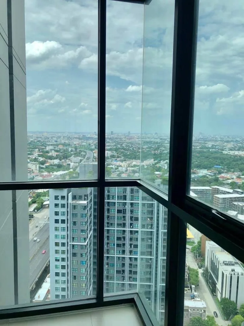 Property photos for The Base Park West Sukhumvit 77
