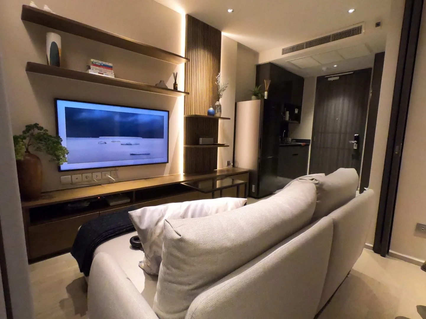 Property photos for Ashton Asoke