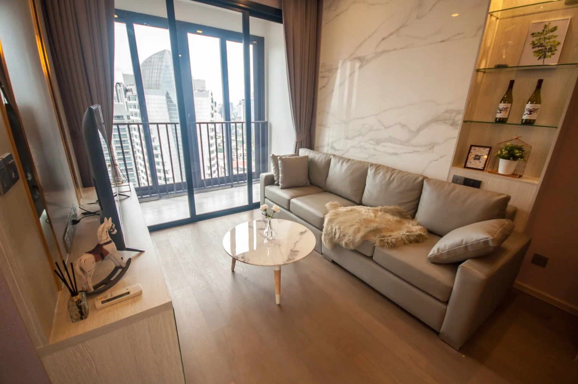 Property photos for Ashton Asoke