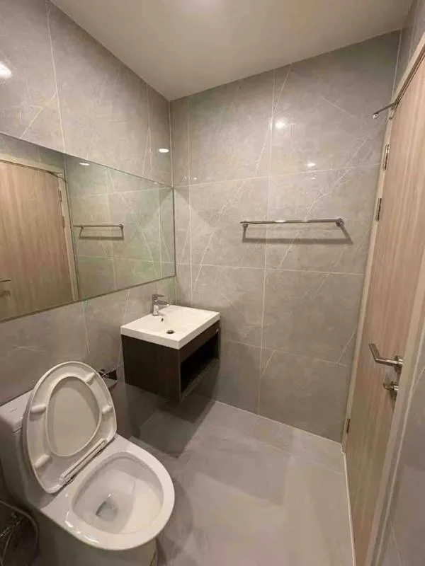 Property photos for Nue District R9