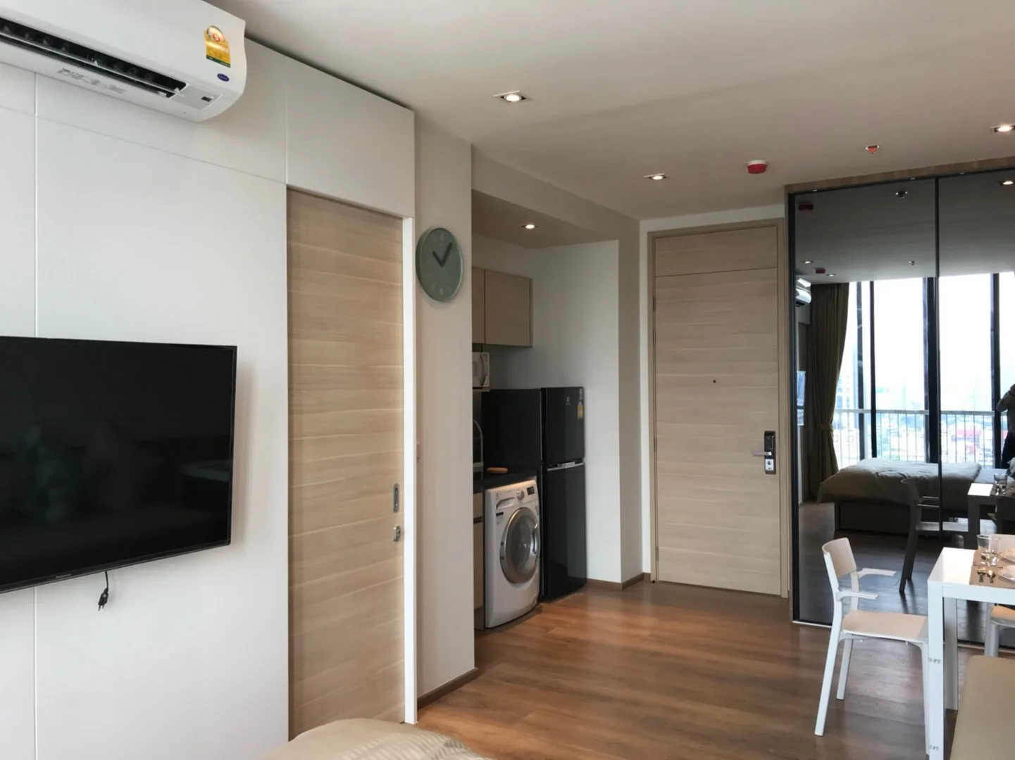 Property photos for Park Origin Phromphong