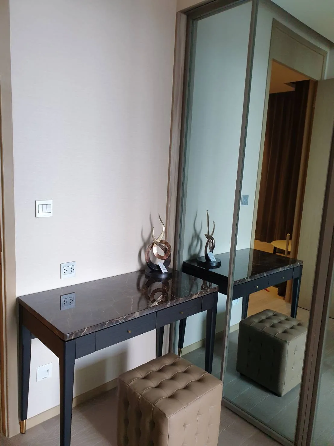Property photos for The Esse Asoke