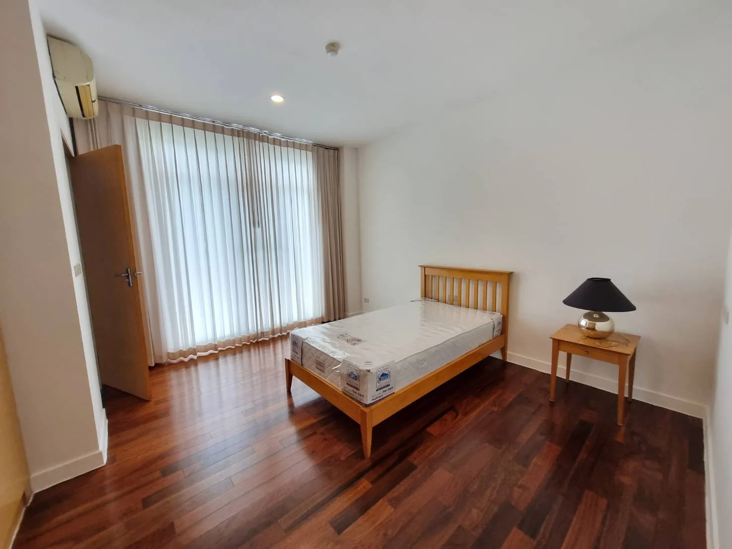 Property photos for The Verandah - Sukhumvit Soi 23
