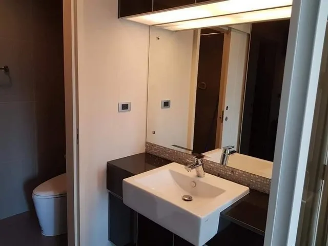 Property photos for The Crest Sukhumvit 34