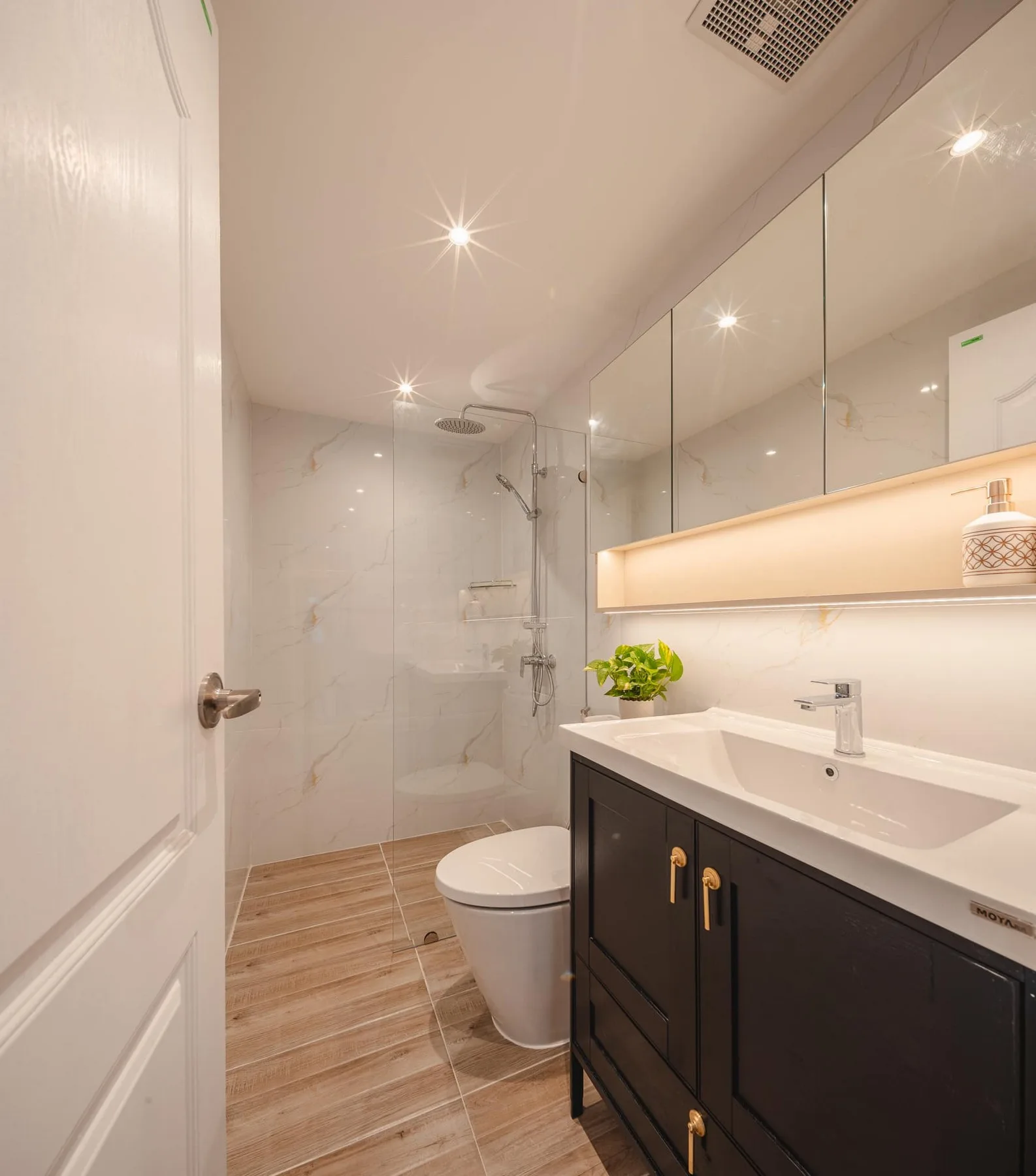 Property photos for Fortune Condo Town