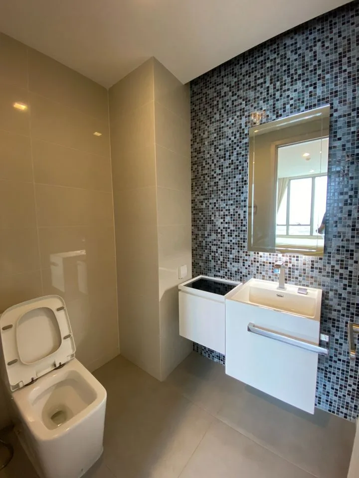 Property photos for 333 Riverside