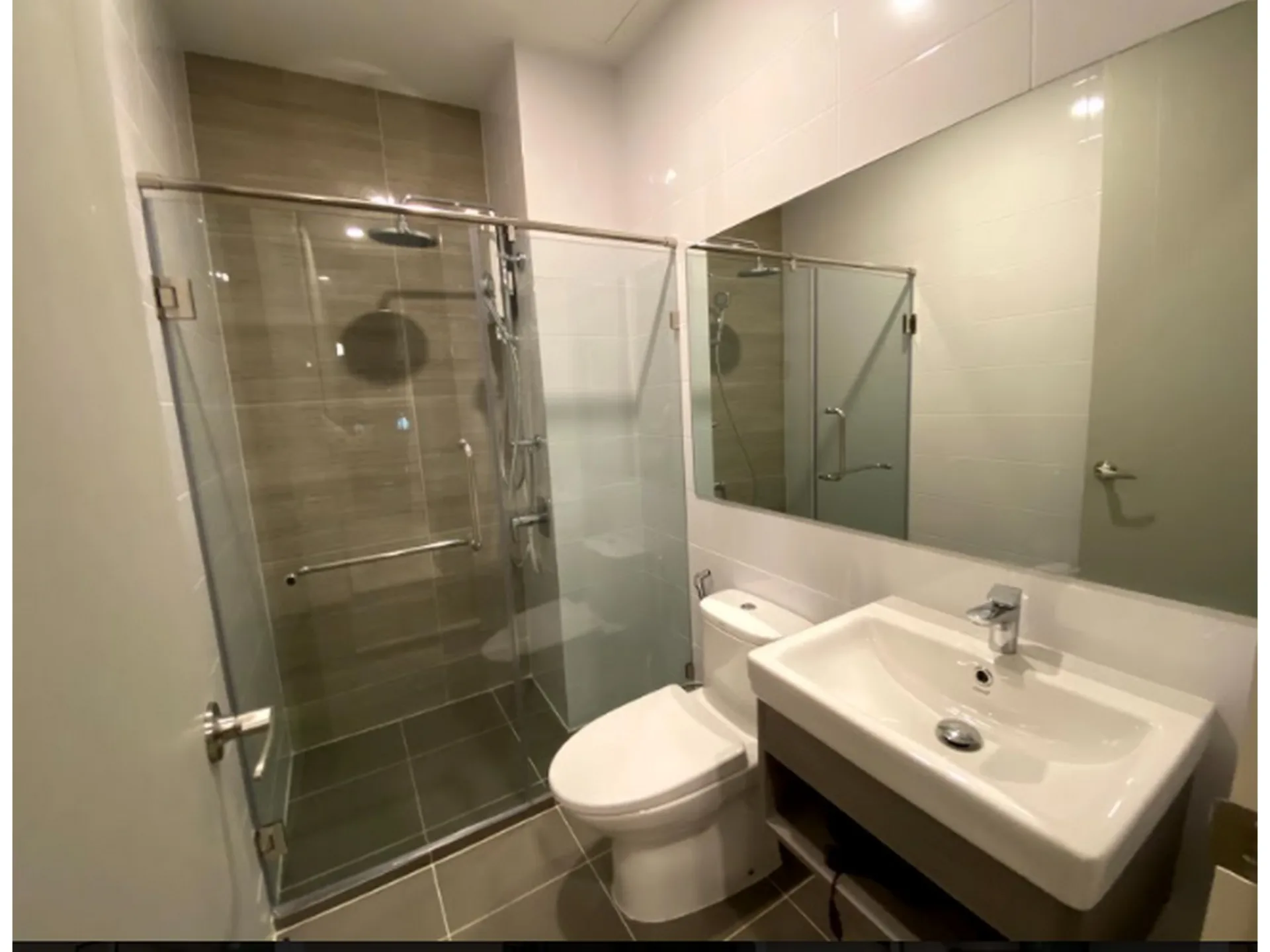 Property photos for KNIGHTSBRIDGE COLLAGE RAMKHAMHAENG