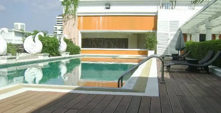 Property photos for Le Nice Ekamai