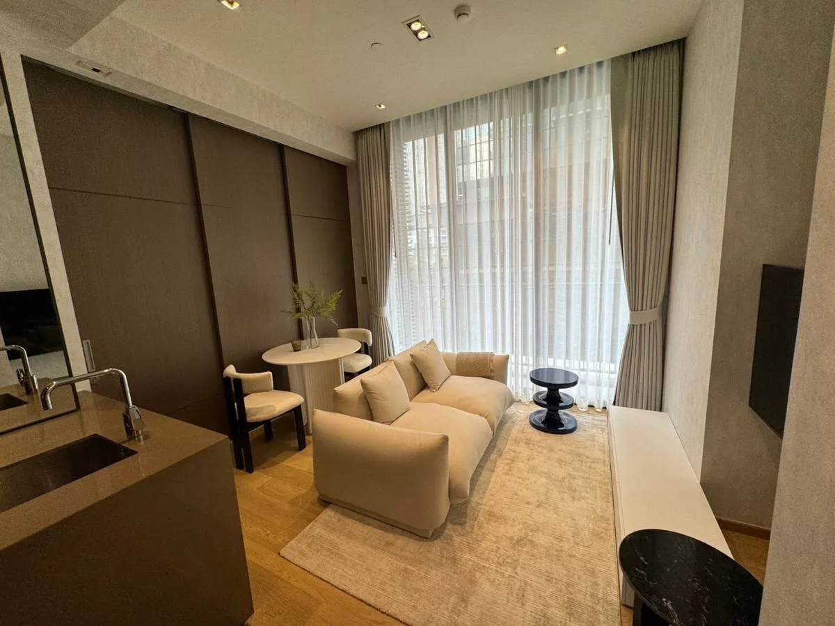 Property photos for 28 Chidlom