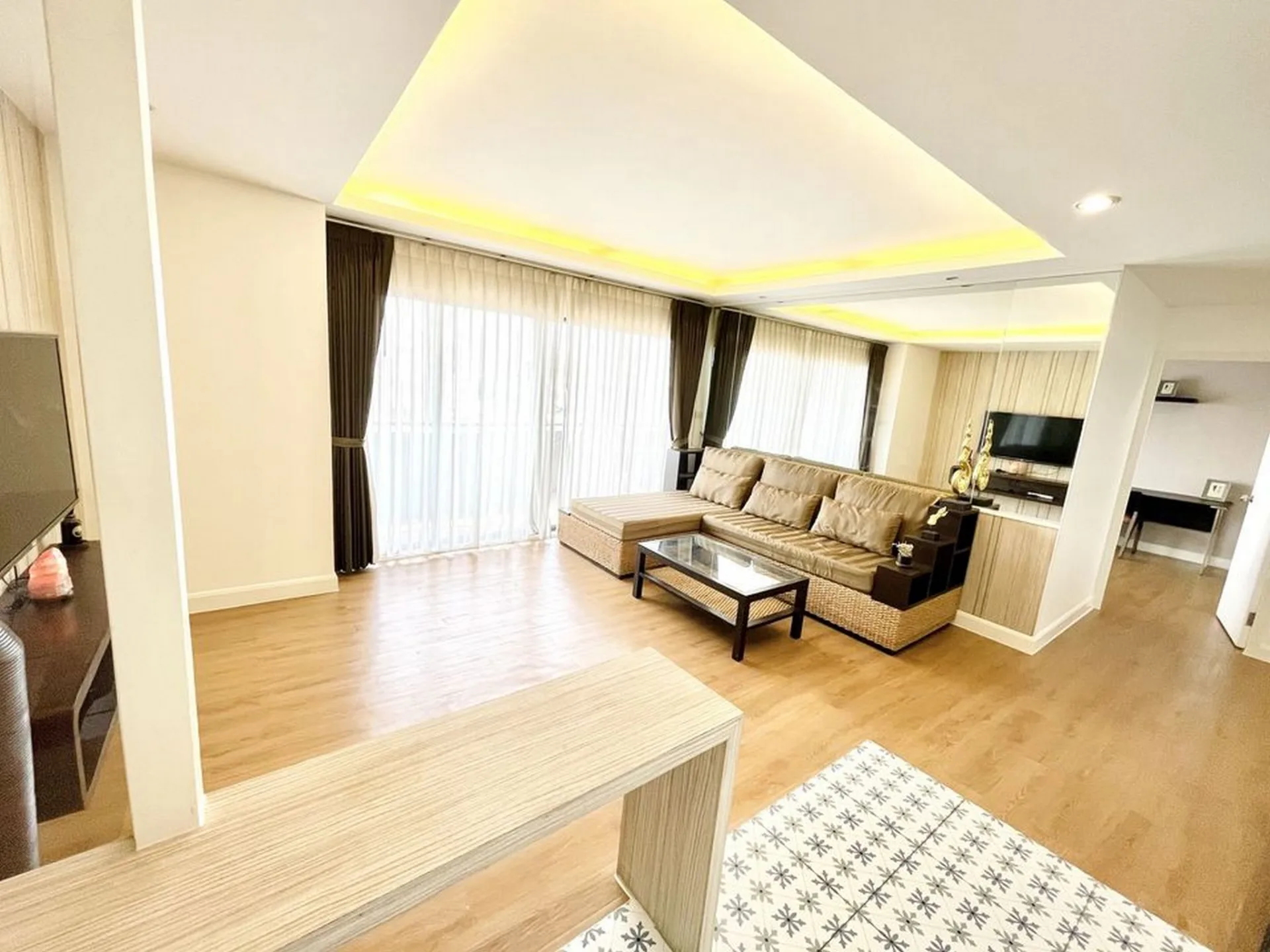 Property photos for Phasuk Place