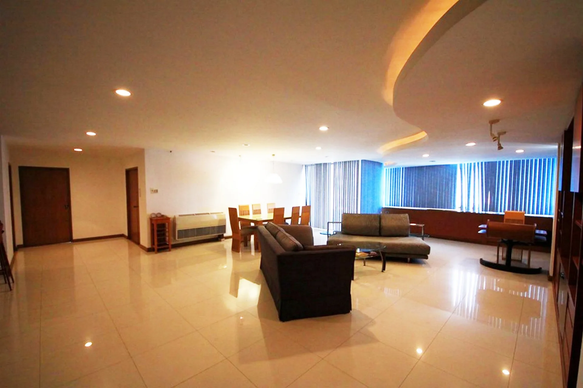 Property photos for The Habitat Sukhumvit 53
