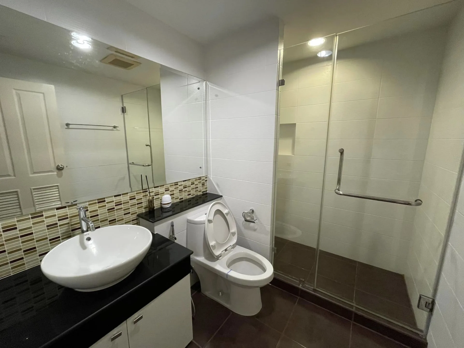Property photos for The Aree Condominium