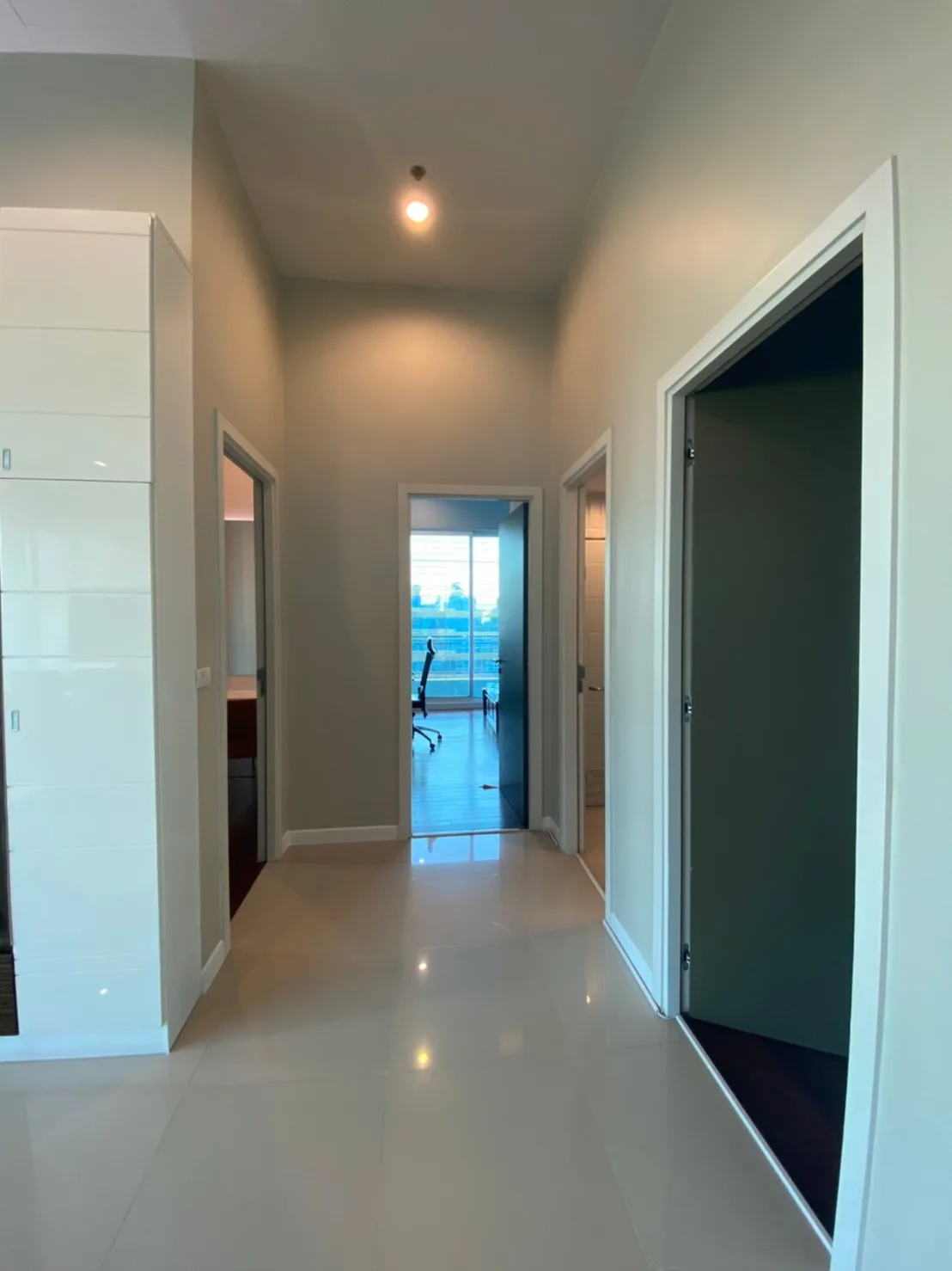Property photos for Circle Condominium