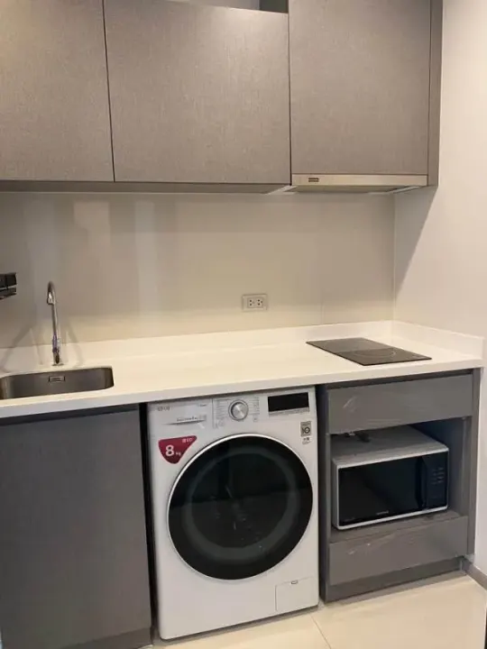Property photos for Life Asoke Hype