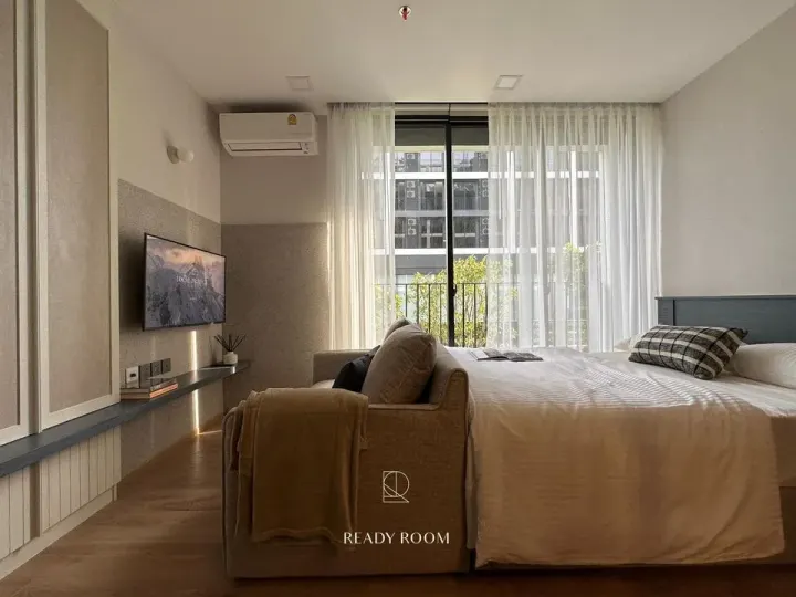 Property photos for Noble Around Ari