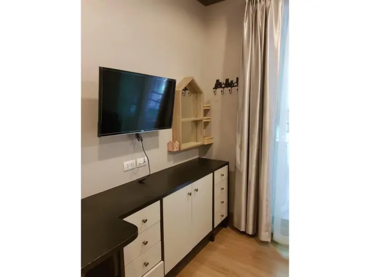 Property photos for The Reserve - Kasemsan 3