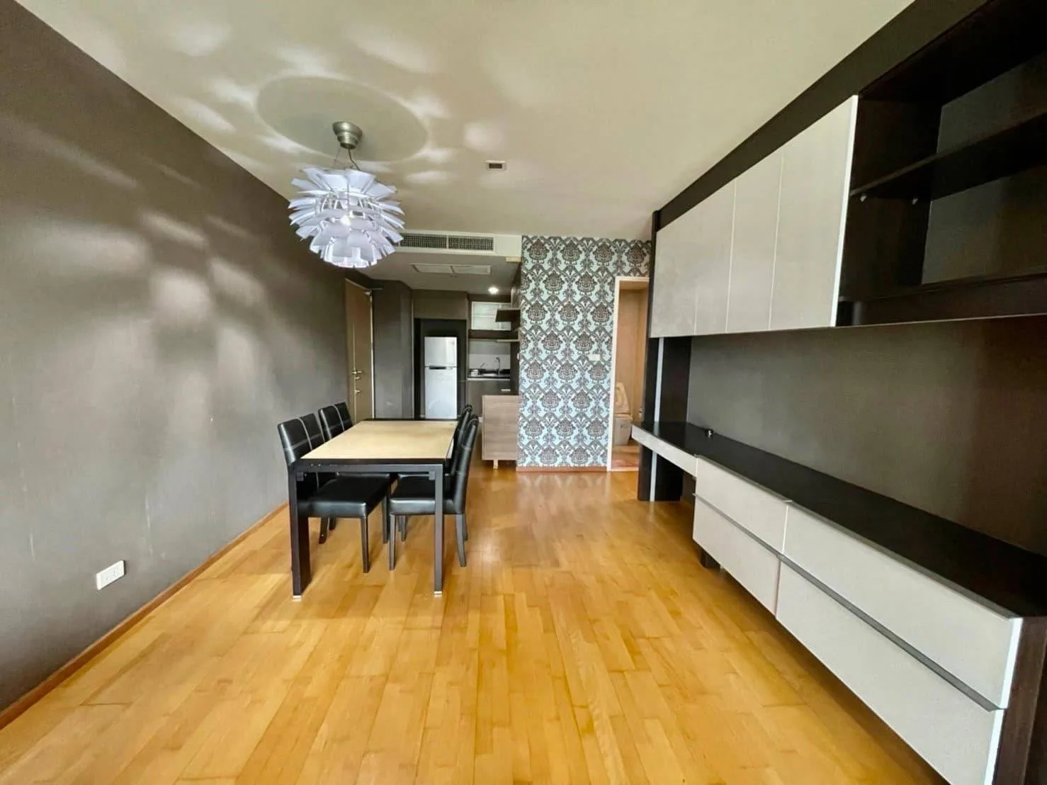 Property photos for Issara@42 Sukhumvit