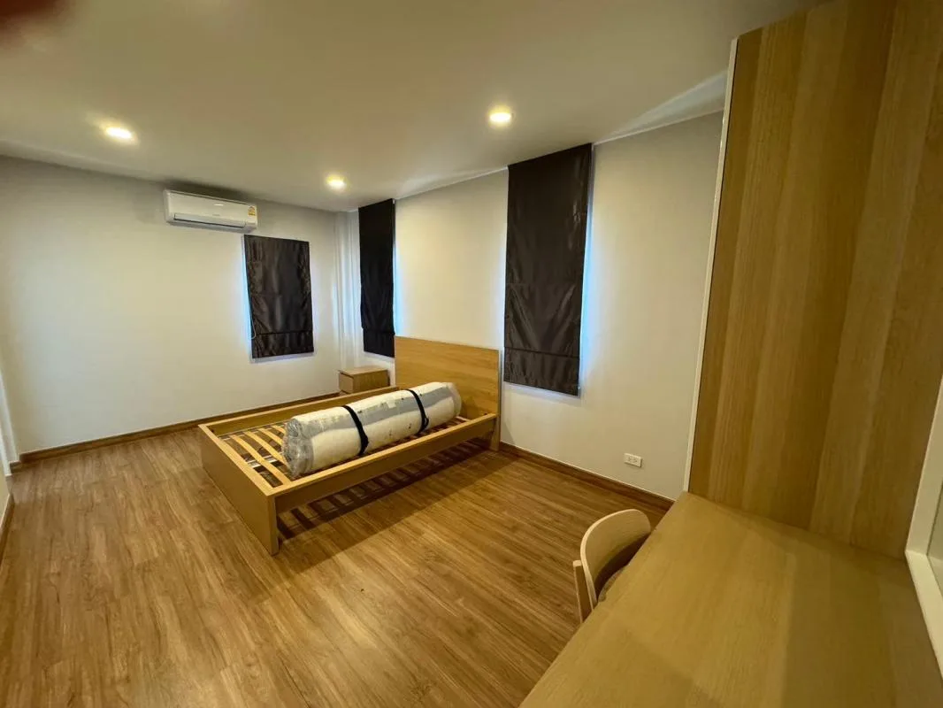 Property photos for Centro Phahol-viphawadee