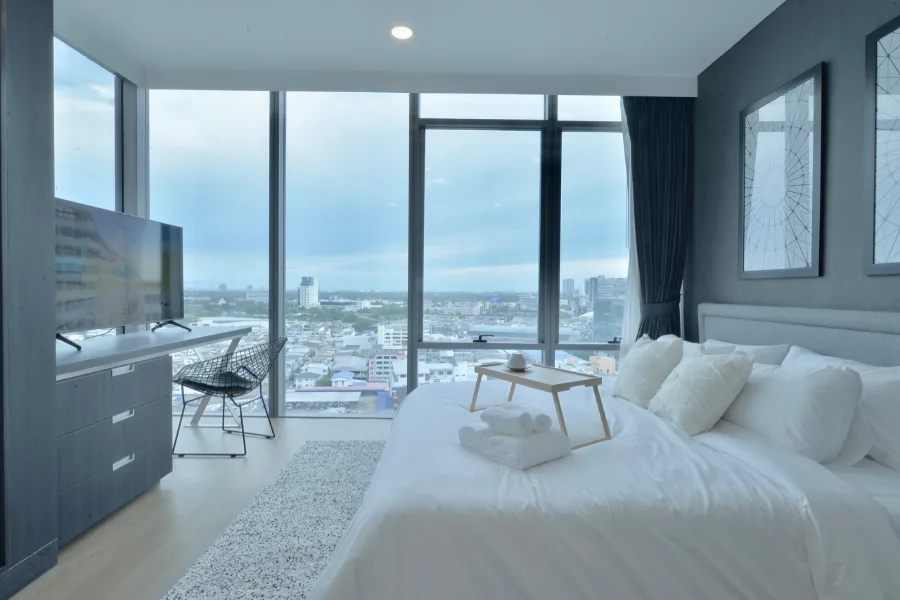 Property photos for Siamese Exclusive Queens
