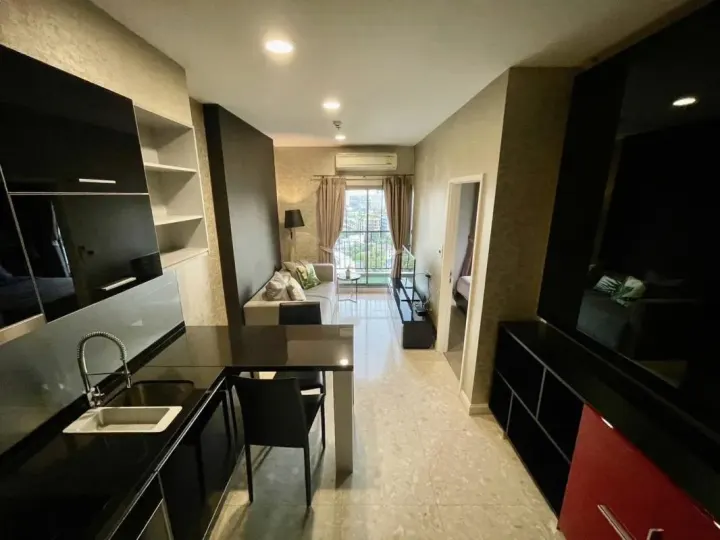 Property photos for The Crest Sukhumvit 34