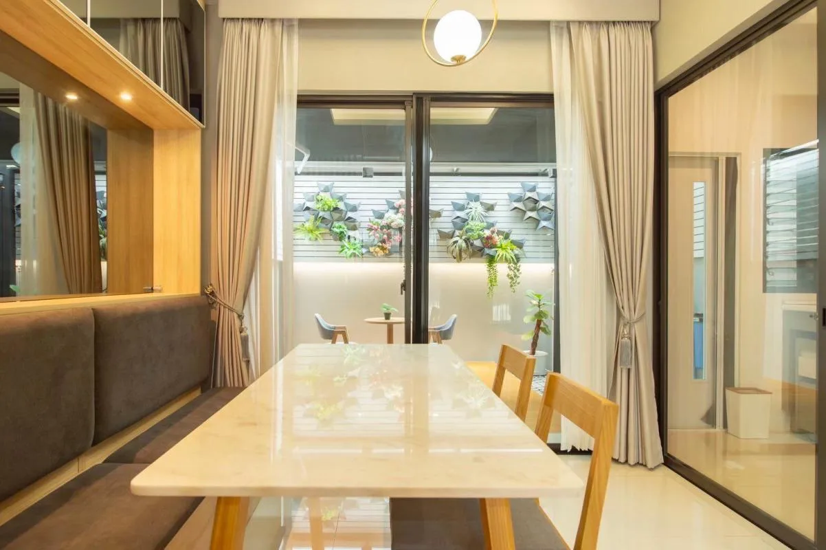 Property photos for The Landmark Ekamai-ramindra
