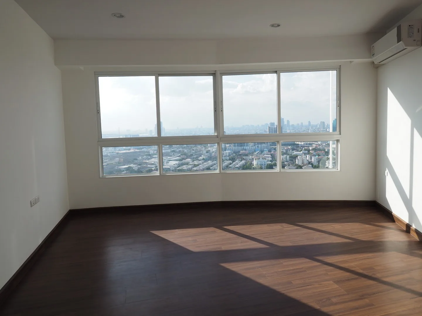 Property photos for Supalai Prima Riva
