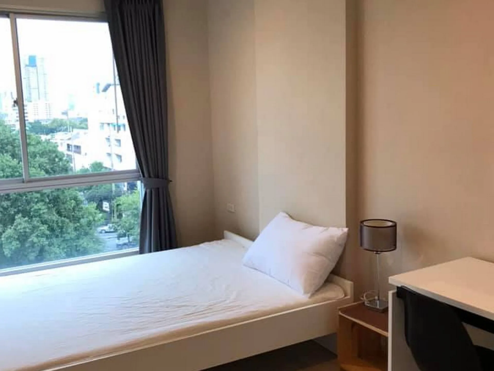 Property photos for Metro Luxe Rama 4