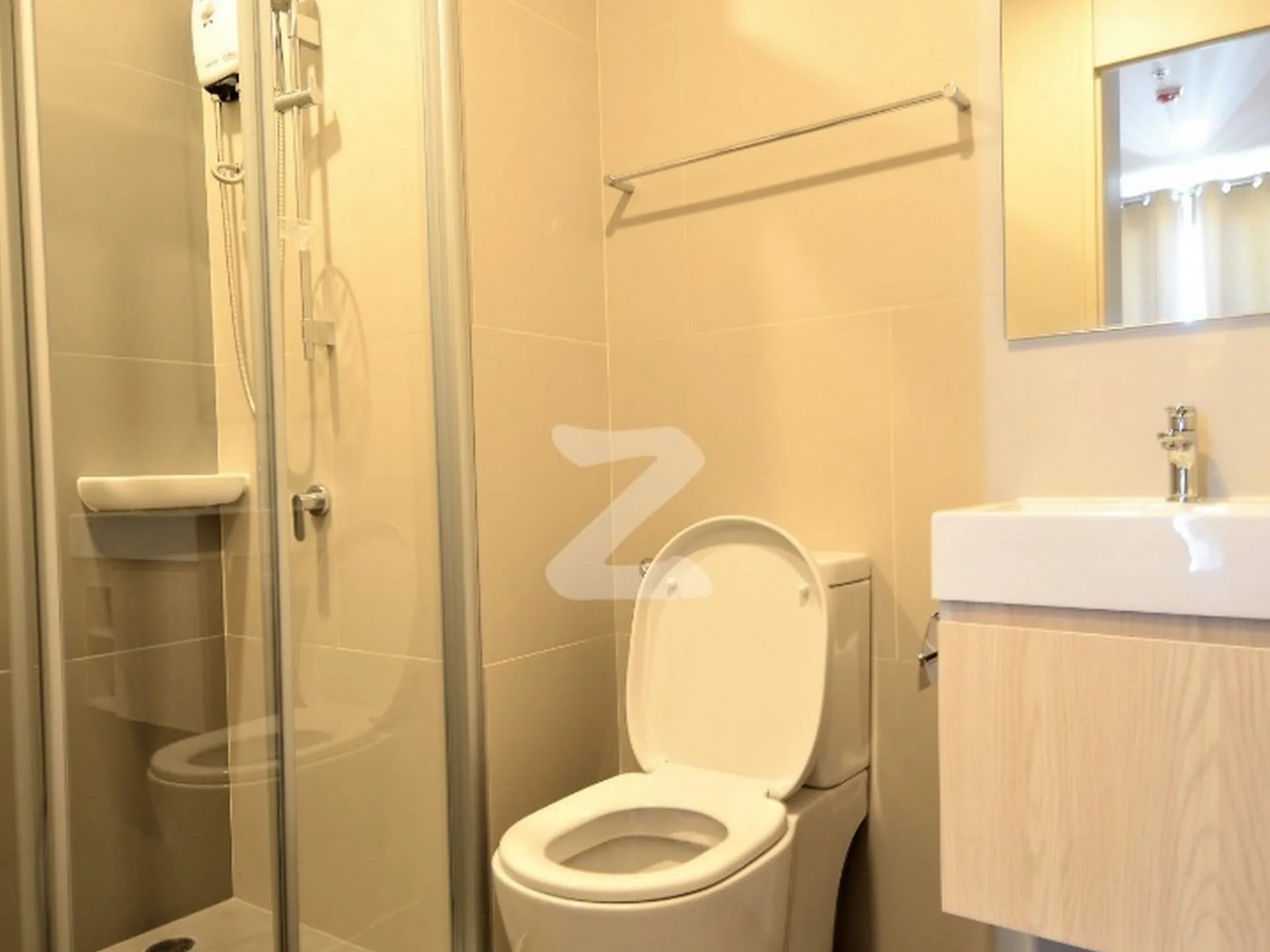 Property photos for Lumpini Suite Phetchaburi - Makkasan