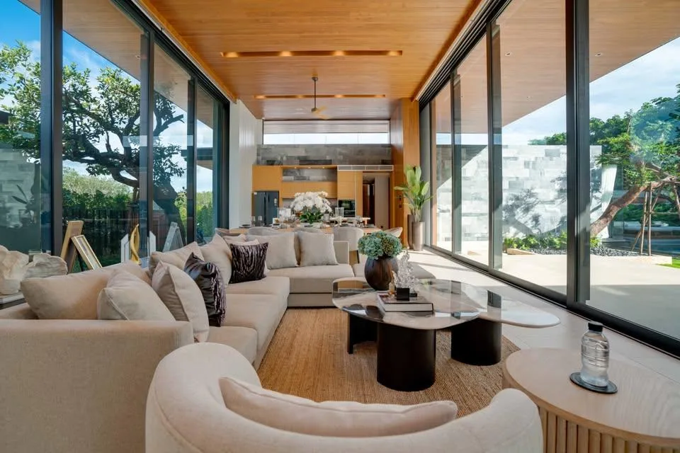 Property photos for Botanica Foresta