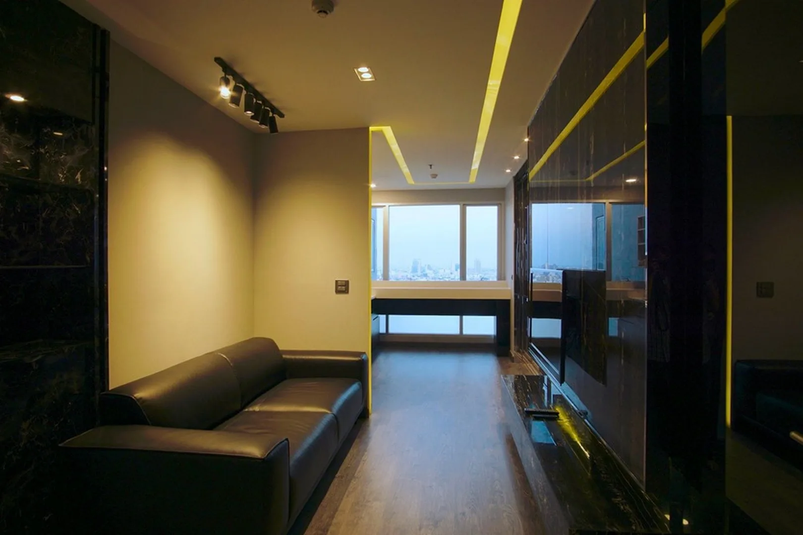 Property photos for Rhythm Phahol-Ari
