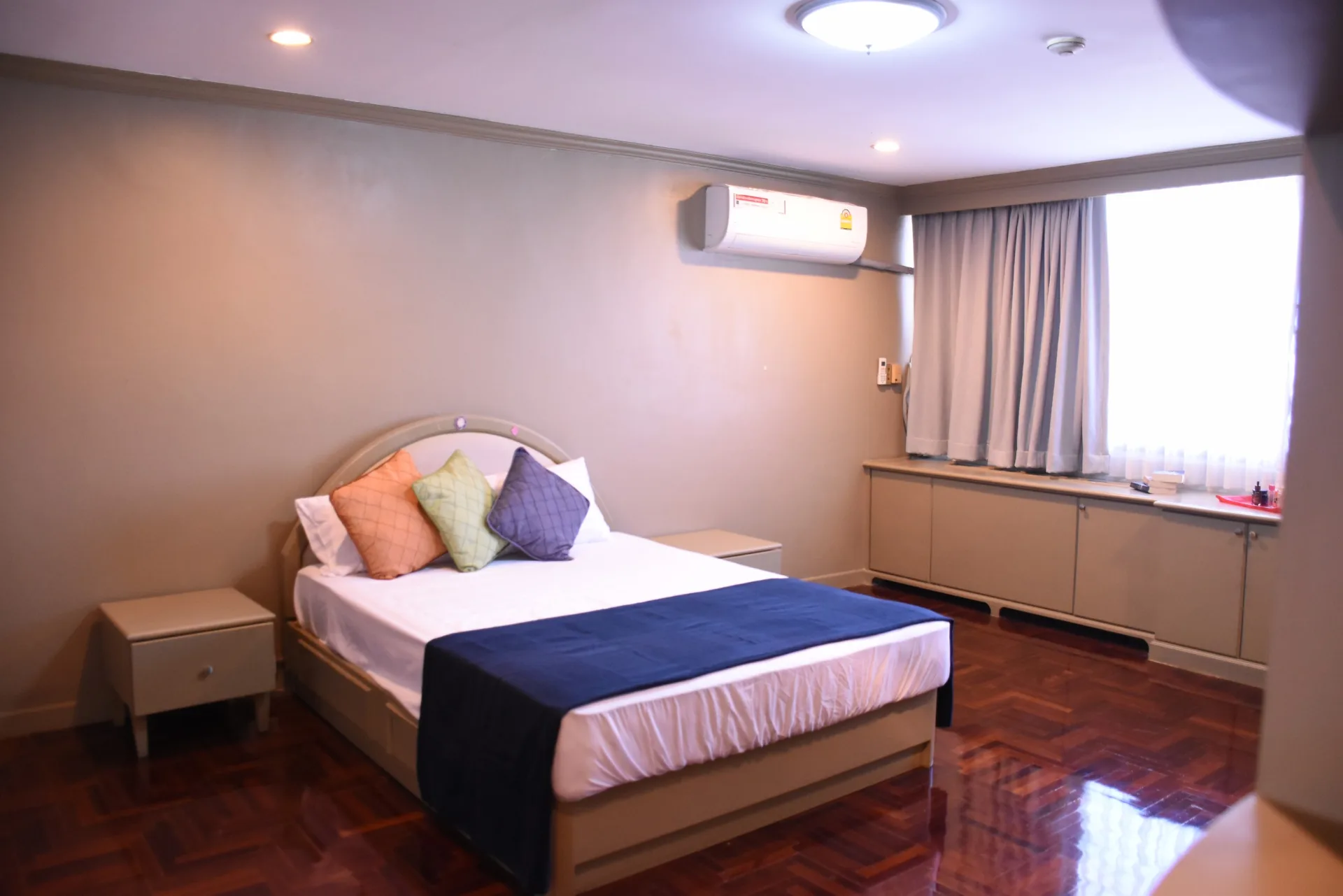 Property photos for Oriental Towers