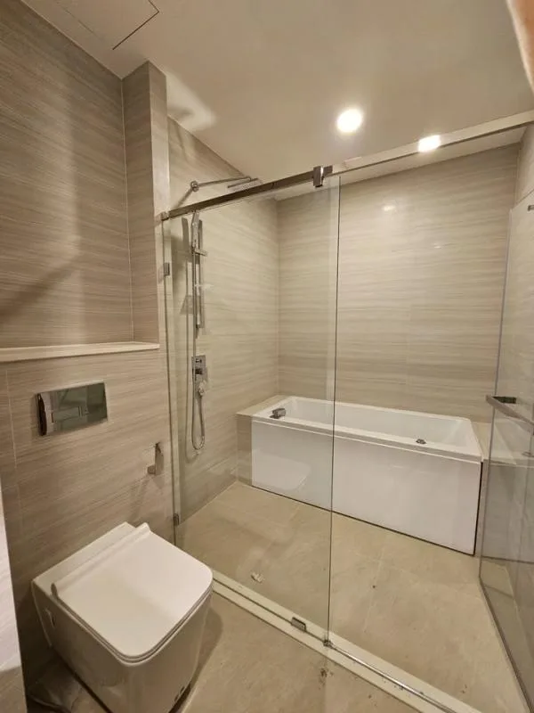 Property photos for Park Origin Thonglor
