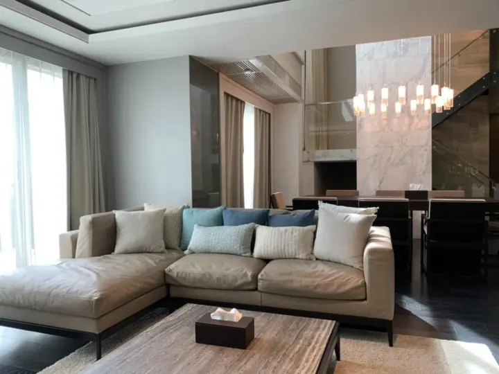 Property photos for The Crest Sukhumvit 24
